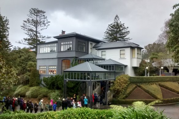 Premier House in the Wellington suburb of Thorndon is the official residence of New Zealand prime ministers. 