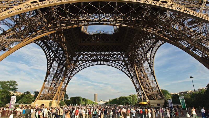 Port guide: Paris, France