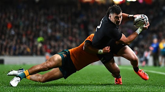 A near capacity crowd at Eden Park has given the NRL food for thought about where it’s grand final should be played.