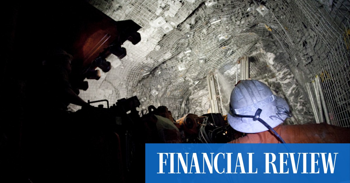 Ballarat gold mine workers trapped underground - Vimarsana News