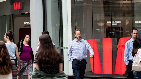 More cracks have emerged in Westpac's approach to anti-money laundering. 