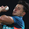 Stoinis expected to replace Green for World Cup clash with South Africa