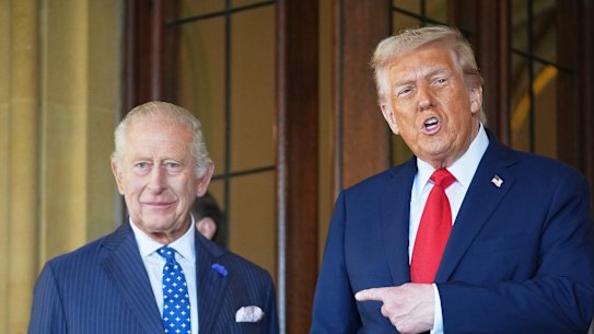 O presidente Donald Trump com o rei Carlos III no Castelo de Windsor em setembro de 2025.
