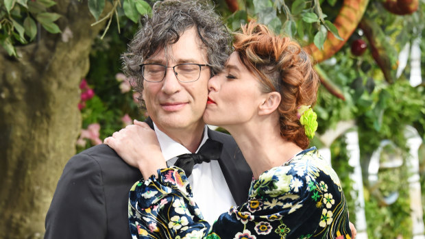 Neil Gaiman and Amanda Palmer at the premiere of Good Omens in London last year. 