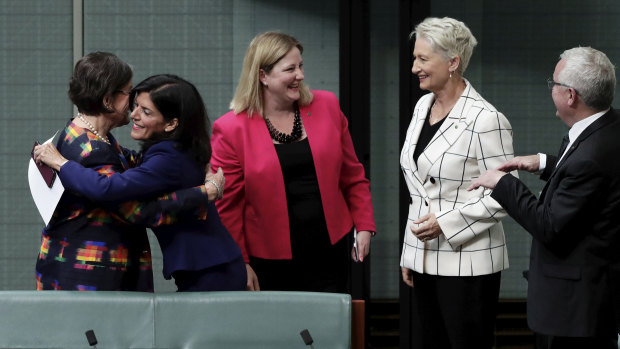 Ms Banks is welcomed by the crossbench. 