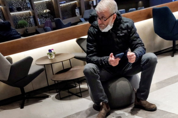 Roman Abramovich in the VIP lounge at Israel’s Ben Gurion international airport last month.