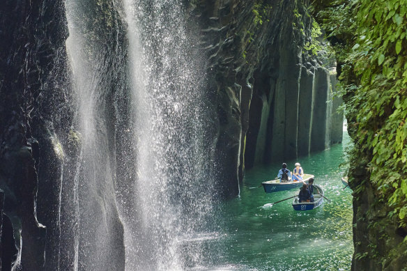 Australians are flocking to Japan in record numbers … Takachiho Gorge, Japan.