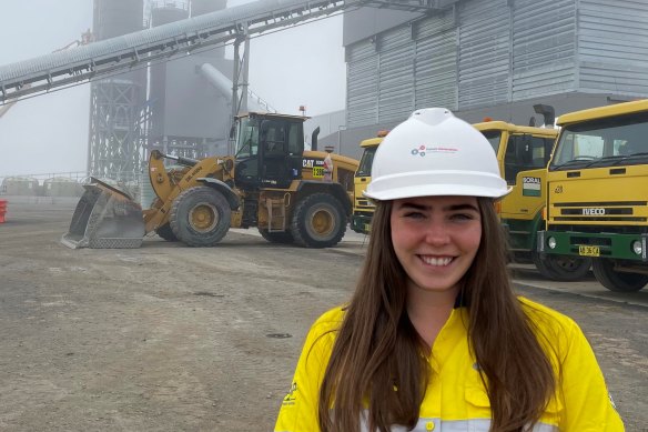 UTS graduate Maddison King found a job in construction after completing her degree.