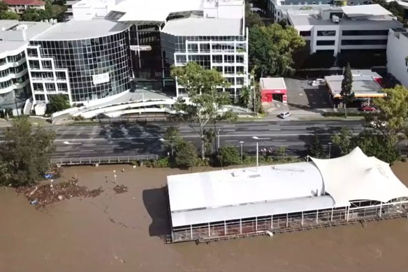 Looters have been taking advantage of the flood devastation in Brisbane.