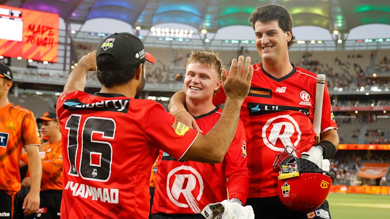 Renegades put up for sale as players launch fresh dispute action with Cricket Australia