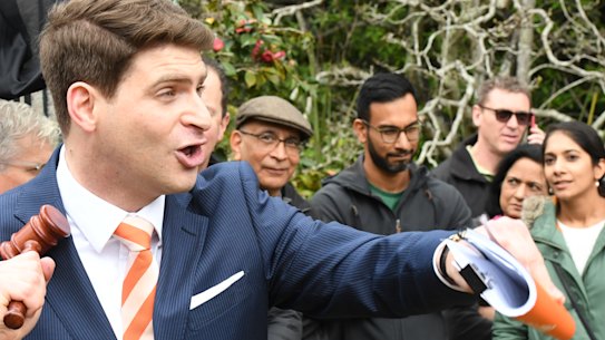 Auction clearance rates are up and mortgage lending jumped 5 per cent in July, potentially creating a headache for the Reserve Bank board. 