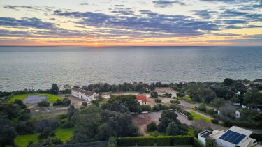 Hengyi is planing a $160 million luxury retirement community in Mt Eliza.