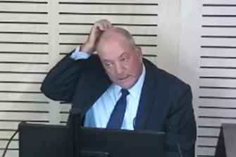 Daryl Maguire gives evidence at the ICAC on Wednesday.