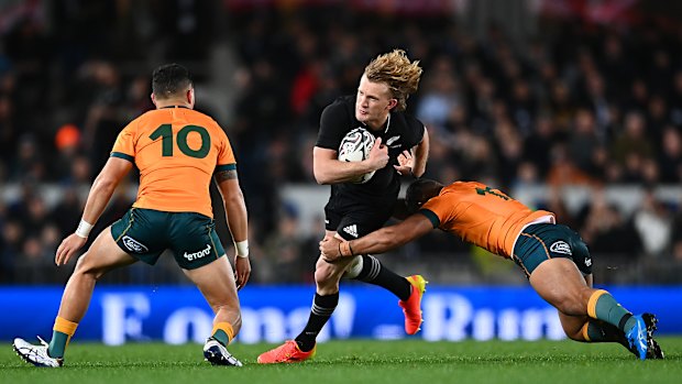 Damian McKenzie and the All Blacks are on fire.