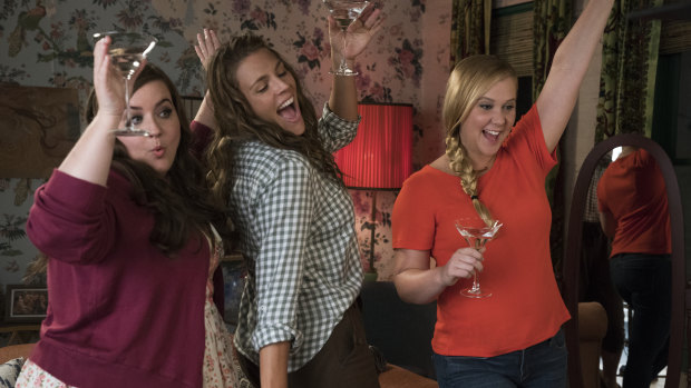 L-R: Aidy Bryant, Busy Philipps and Amy Schumer.