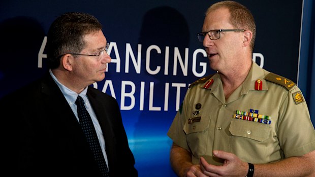 UNSW vice-chancellor Ian Jacobs,, and Deputy Chief Information Warfare Maj-Gen Marcus Thompson.