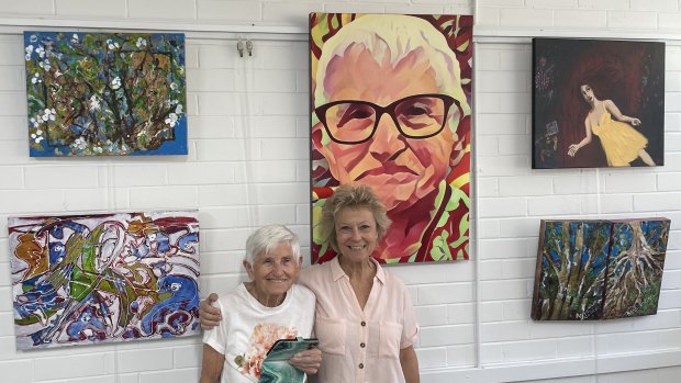 Brisbane-ba<em></em>sed artist Anne Collins, 99, with friend Kathy Sullivan in Art Space Toowong.