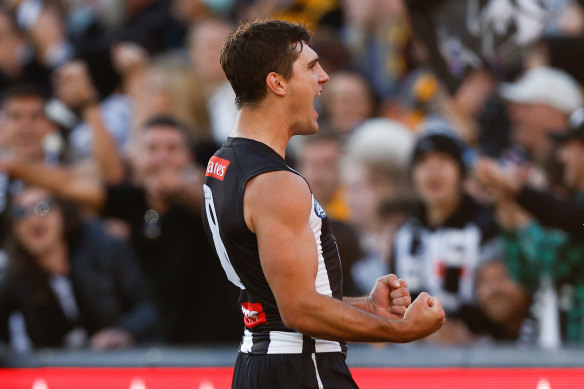 Lachie Schultz celebrates a goal.