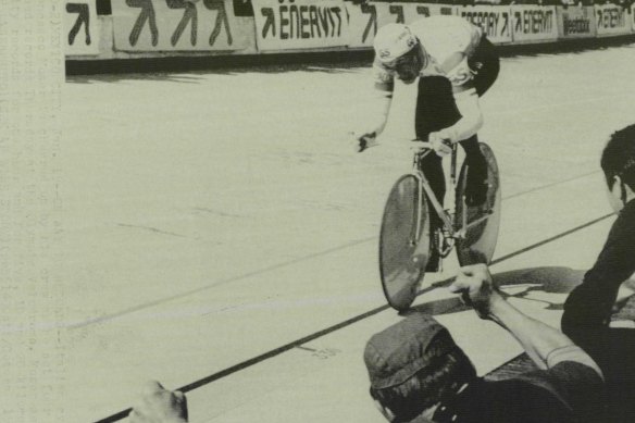 Italian cyclist Francesco Moser on his record-setting ride in 1984.