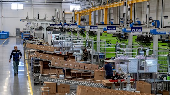 A recently opened factory for Plastiexports, which makes plastic parts and items, in Saltillo, Mexico.
Business leaders in Mexico are betting that President-elect Donald Trump is largely bluffing on threats of tariffs for them.