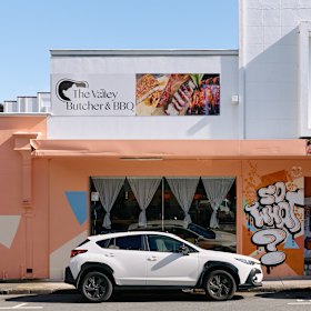 So What Stereo hides in plain sight on Little Street in the Valley.