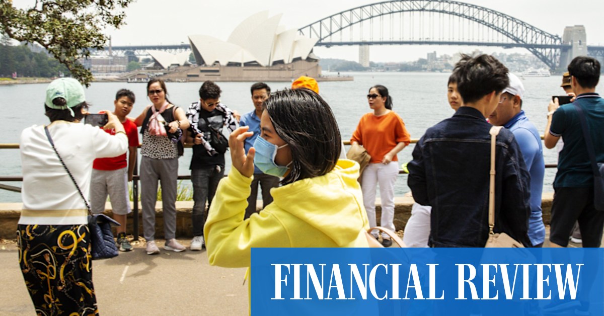 Australian tourism: Chinese tourists, once a mainstay of Australia's economy, are staying close to home due to visa rejections, high costs and no resumption of tour groups - Vimarsana News