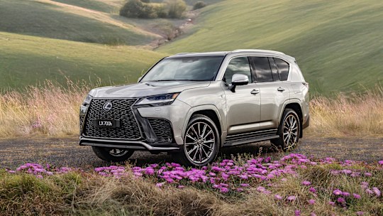 Lexus LX 700h F-Sport