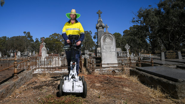 When a cemetery loses the plot, Dave the Grave Hunter comes to the rescue