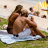 Sydney swelters through heatwave as temperatures hit 40 degrees