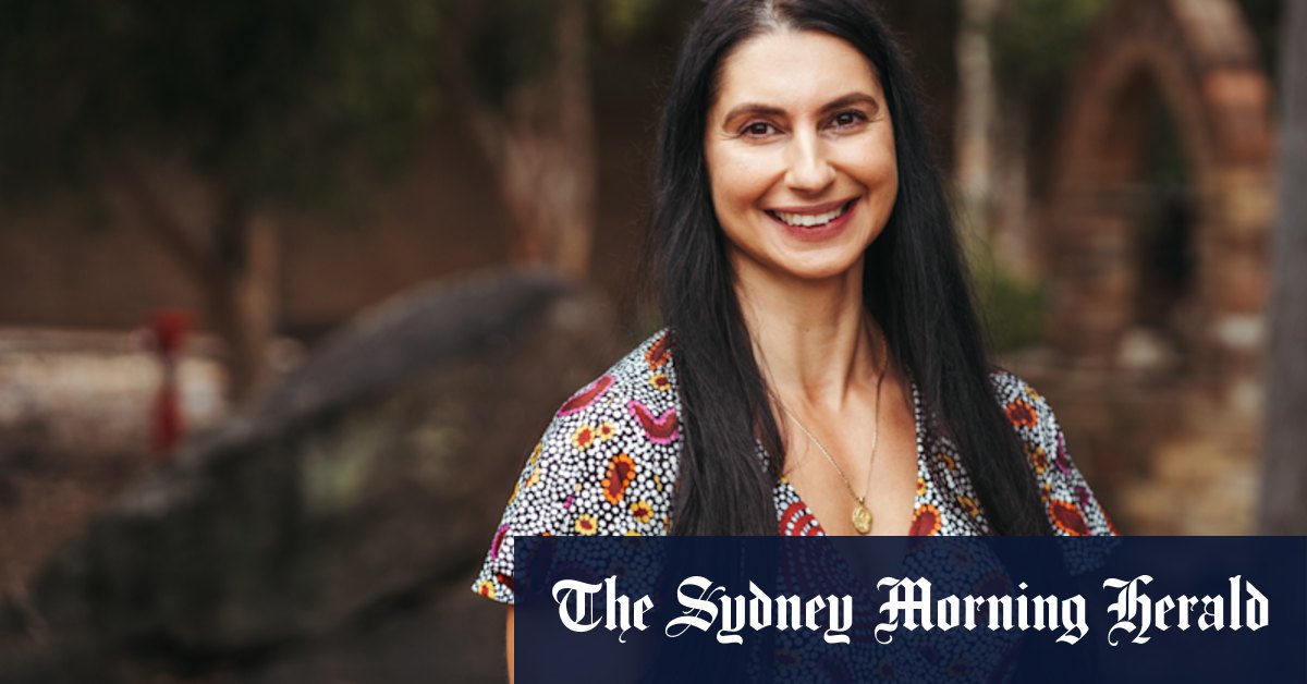 Meet the Dharawal language teachers travelling to NSW schools - Vimarsana News