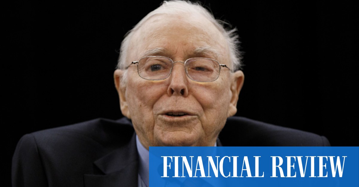 Charlie Munger, who helped Warren Buffett build Berkshire Hathaway, dies at 99 - Vimarsana News