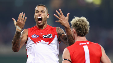 Lance Franklin is on track to be just the sixth man to reach the magical 1000-goal milestone.
