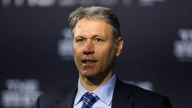 Marco van Basten has been stood down from Fox Sports in the Netherlands for a week.