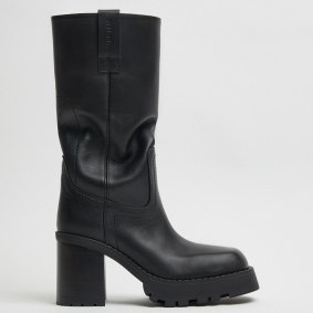 Olive Gill-Hille has these Miista
“Dionira” boots, handmade in
Portugal, on her radar.