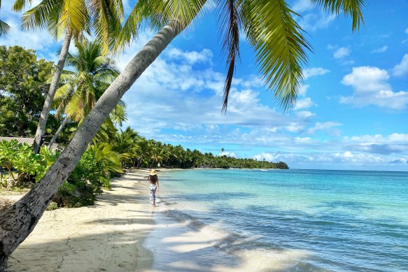 Reach the island by 50-minute ferry ride.