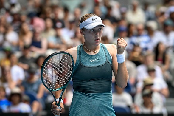 Mirra Andreeva gets pumped up during her first-round match.