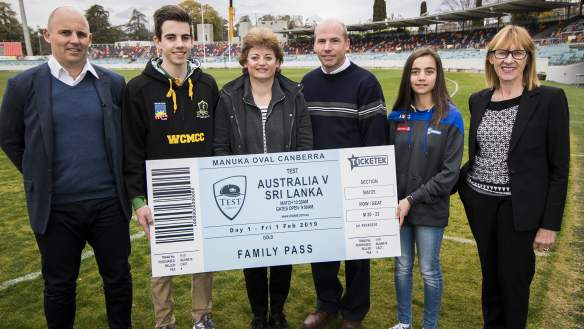 Government in talks to bring Thunder back to Canberra