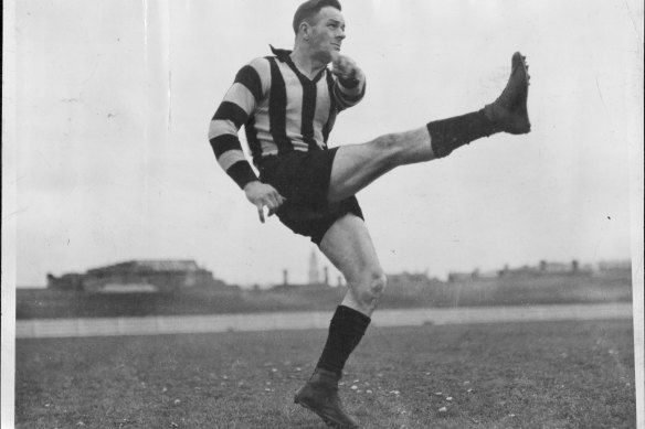 Collingwood’s Gordon Coventry kicked 1299 goals in the VFL.