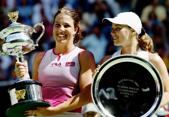 Jennifer Capriati conquered Martina Hingis in extreme heat.