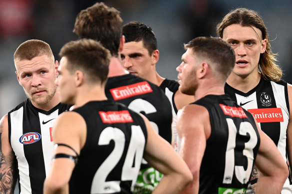 The Magpies reflect after the loss to the Bulldogs.