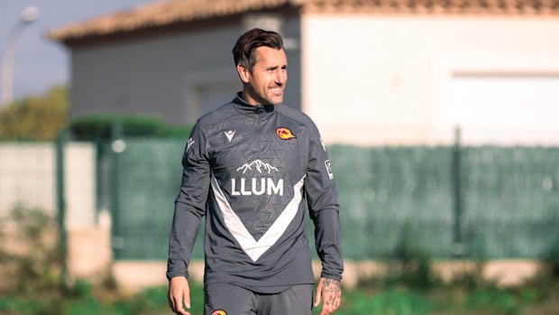 Mitchell Pearce, coaching the Catalans Dragons in France.
