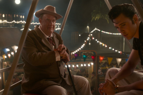 Tom Hanks as Colonel Tom Parker and Austin Butler as Elvis Presley.