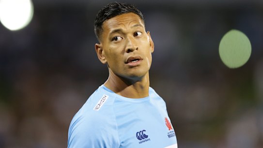 Israel Folau is fighting Rugby Australia's attempts to sack him. 