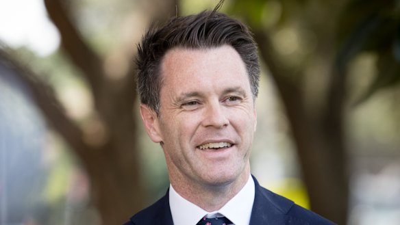 Labor MP Chris Minns announcing he will run in Saturday's leadership ballot.