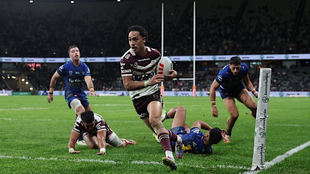 Lehi Hopoate scored a double on the left wing.
