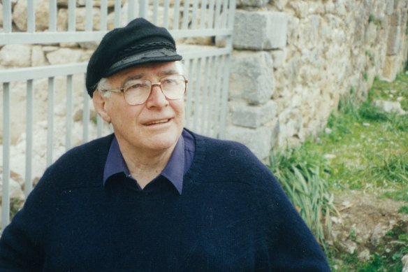 Computer pioneer Gerald Robinson at the site of an historic ruin.