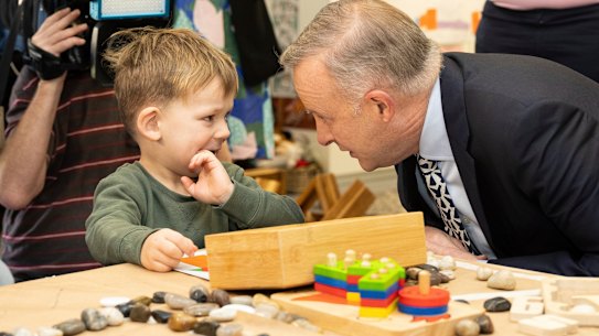 Anthony Albanese has been urged to give childhood educators a 10 per cent pay rise.