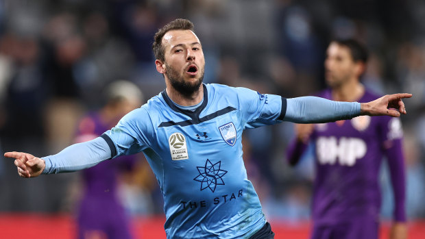Adam Le Fondre returns to the Sky Blues after a season in India.