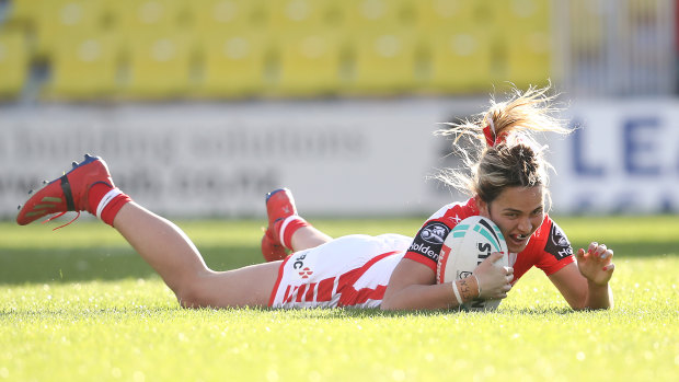 Botille Vette-Welsh crosses for one of her second-half tries for the Dragons.