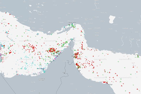 حرب الولايات المتحدة وإيران كما حدثت: وصول 100 مليون لتر من الديزل في مايو؛ اندلاع حريق في مصفاة النفط في جيلونغ؛ طلب تمديد الهدنة “ليس صحيحًا في هذه اللحظة”، يقول البيت الأبيض